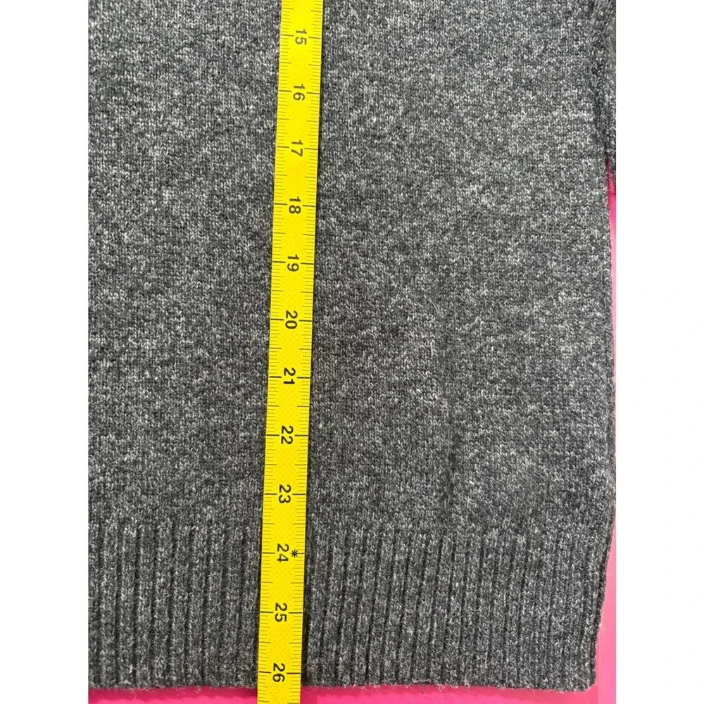 J. CREW Mens Gray Quarter Zip Pullover M Rugged Merino Wool Classic Outdoors